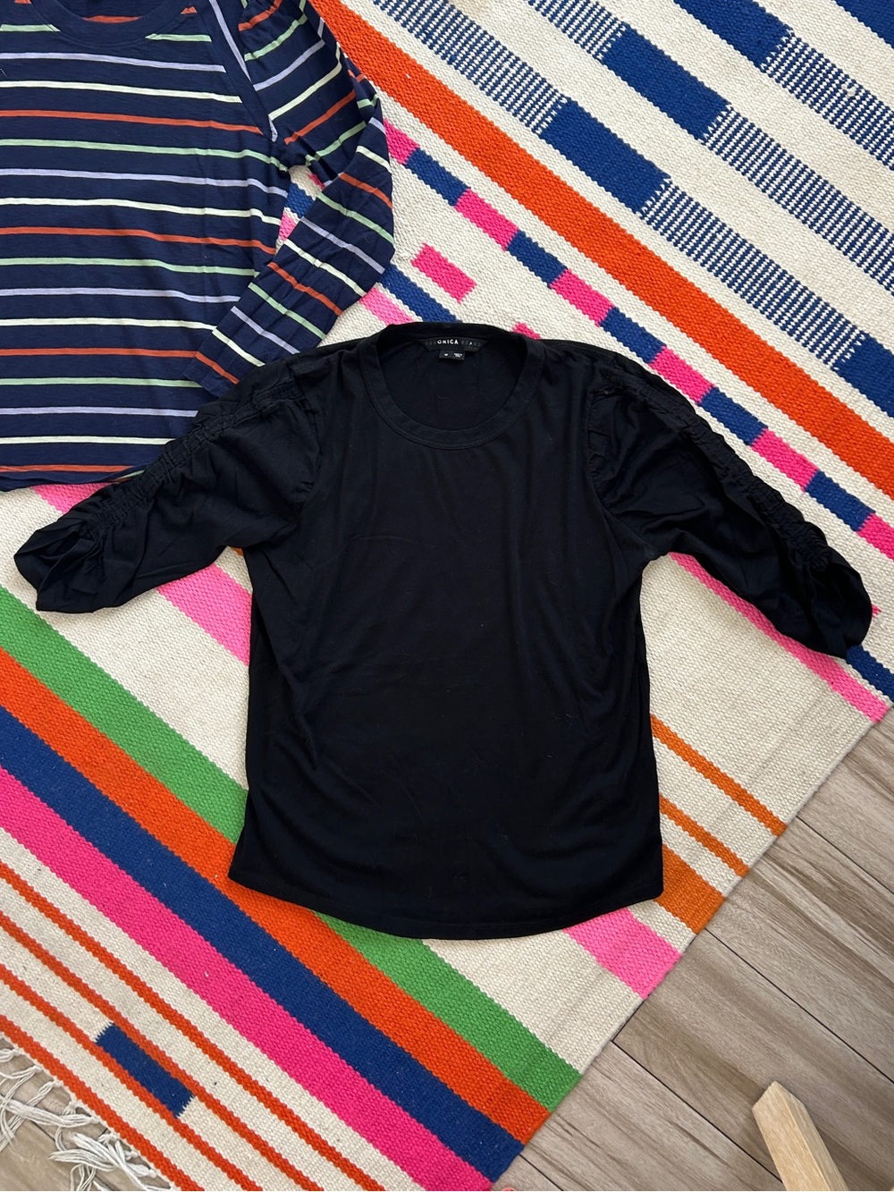 $138 Veronica Beard Waldorf Cotton Gathered Shirred Sleeve Black Shirt Medium